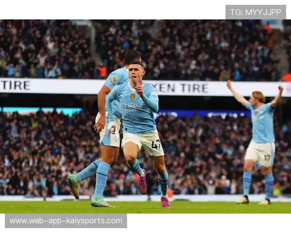 曼城福登短传推进训练更灵活，打造中场核心新标杆